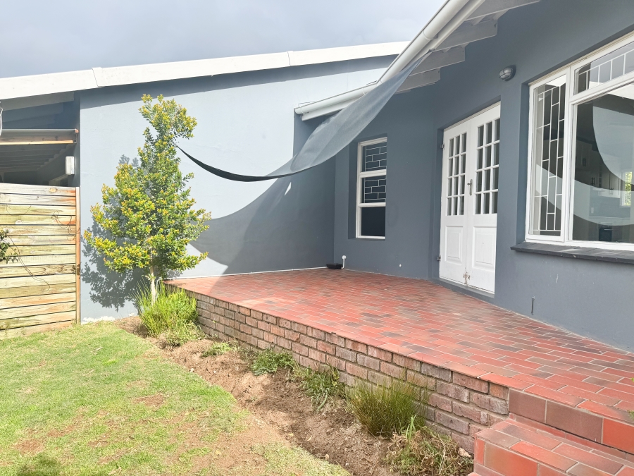 To Let 2 Bedroom Property for Rent in Upper Robberg Western Cape